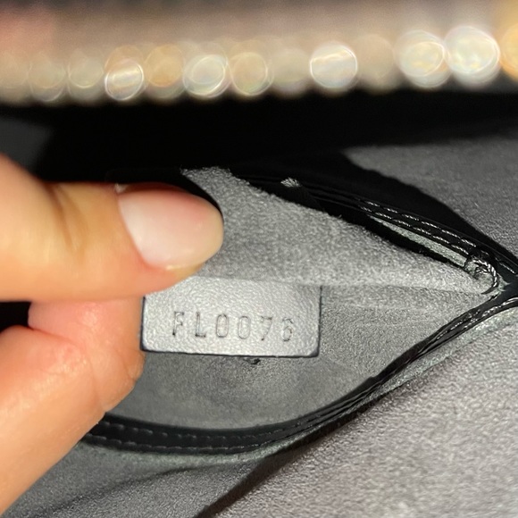 Louis Vuitton Épi Alma Bag PM - Picture 6 of 6